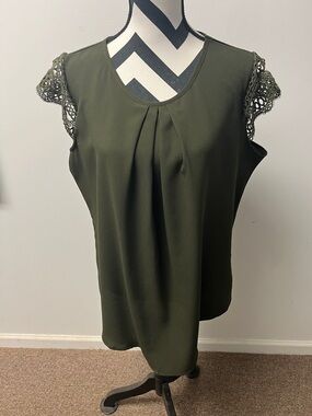 SHEIN Olive Crochet Cap-Sleeve Pleated Camisole